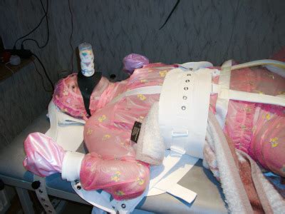 Sissy slave nikki humiliated by femdom delilah with clothespins teaser. diaperslave216.tumblr.com - Tumbex