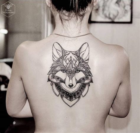 Ausmalen ist längst nicht nur was für kinder! weibliche Rücken Tattoos, Mandala Fuchs, vielfältige Ideen ...