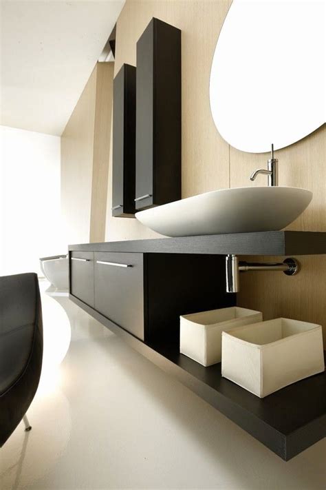 Just being small does not mean that it is not good. Chairs Suitable for A Bathroom Lovely Did You Know that ...