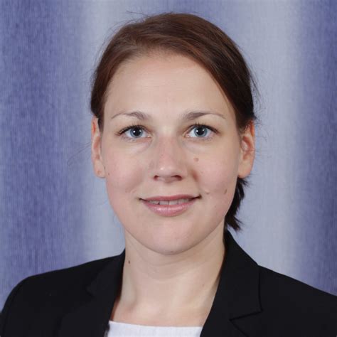 Degussa bank sandhofer straße 180, 68305 mannheim (moortun) volksbank sandhofen eg hauptstelle sandhofer straße 313, 68307 mannheim (sandhofen). Andrea Fiege - Spezialist Aufsichtsrecht - Degussa Bank AG ...
