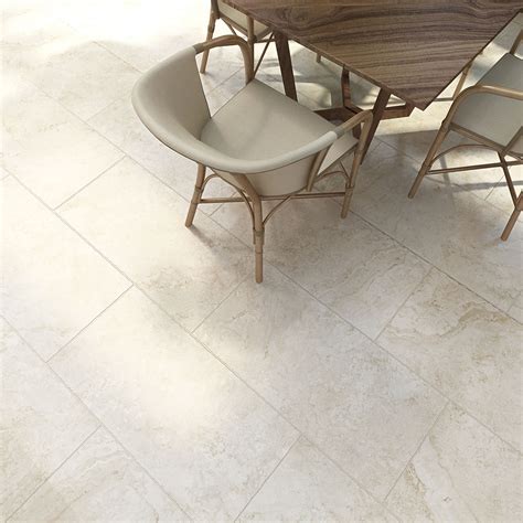 The wooden floor tiles make the space looks like something out of a catalogue! outdoor floor tiles for balcony | Realgres