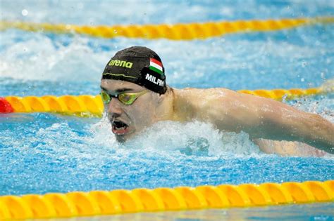 His last victories are the men's 200 m butterfly during the olympic games 2021 and the men's 200 m butterfly. "A 200 pillangó már zsebben van" - Milák Kristóf egy ...