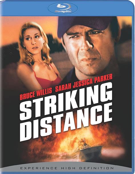 Amazon.com: Striking Distance [Blu-ray]: Bruce Willis, Sarah Jessica Parker, Dennis Farina, Tom ...