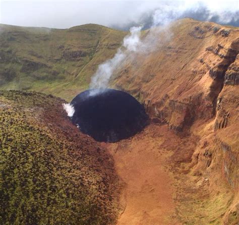 Vincent and the grenadines are reminding residents that the volcano is still active and will erupt again. Volcano Dome in St Vincent Keeps Growing - St. Lucia News ...