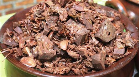 Goreng sebentar bumbu halus sebelum sayur nangka bumbu gudeg siap disaji. Cara Membuat Gudeg Gori yang Enak dan Istiwmewa
