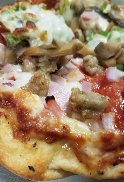 When it comes to identifying what goes into the ideal bowl of clam chowder, personal preferences vary, but one good historical reference point comes from herman. Country Corners Pizza and More - Posts - Roscommon ...