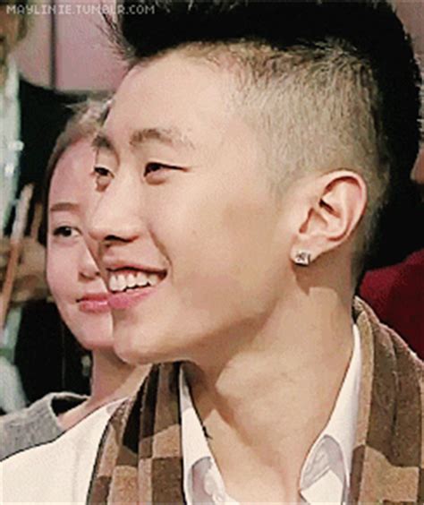 Animated gif about gif in jay park by sƭaƴ on we heart it. GIF Jay Park and Dianne (Lee Si Young) | JAY PARK & DIANNE