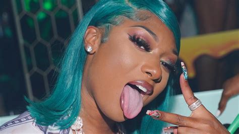 May 28, 2021 · megan thee stallion is getting cozy with rapper boyfriend, pardison fontaine. Megan Thee Stallion's New Nails Are Inspired by Anime ...