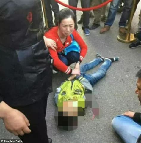Kong de forma online, esperamos que haya sido de tu agrado y que la hayas podido ver con facilidad. Chinese boy jumps off from 20th floor and commits suicide ...