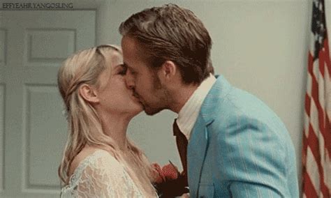 Blue valentine in fact, the director said gosling once tried to copy his look for another movie, but was told it would compromise his attractiveness. ouch. Blue Valentine | Best kisses, Movie kisses, Ryan gosling ...