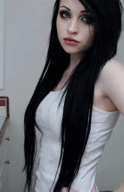 It's a myth that black hair doesn't grow. 98 best Cute, Sexy Gothic Girls images on Pinterest ...