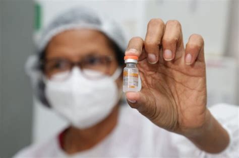 Oxford / astrazeneca vaccine is less effective against south african variant Sesapi confirma a chegada de mais 24 mil doses da vacina ...