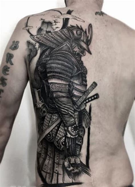 Mẫu xăm cá chép hoa sen kín lưng đen trắng tuyệt đẹp. Hình Xăm Đen Trắng Đẹp ️ Top 1001 Tattoo Đen Trắng Chất