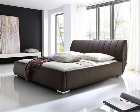Ein möbelstück der absoluten luxusklasse! Designer Lederbett / Polsterbett "Lara" schwarz oder braun ...