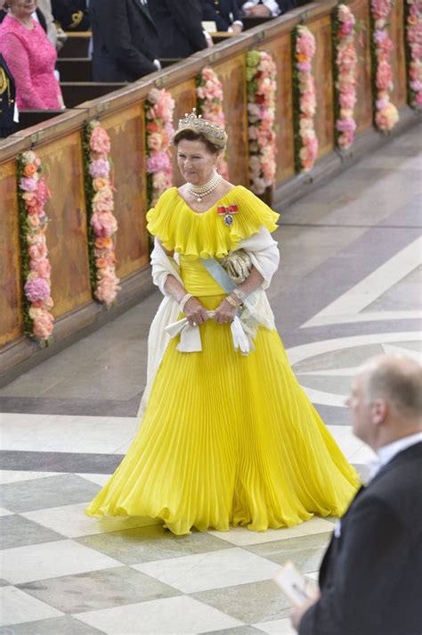 Von schottland und seiner zweiten ehefrau marie de guise.ihre großmutter väterlicherseits war die englische prinzessin margaret tudor, ältere schwester von heinrich viii., weshalb maria stuart einen anspruch auf den englischen thron hatte. Bilderstrecke zu: Prinzenhochzeit in Schweden - Bild 11 ...