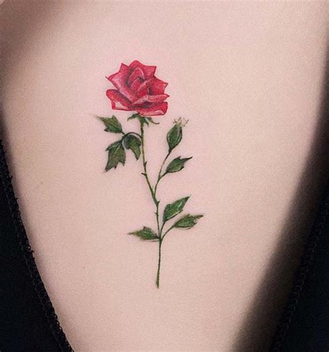 Fai da te wedding/patry/home/hotel/di natale. 81 Tatuaggi piccoli con Rose. Foto, idee e significato