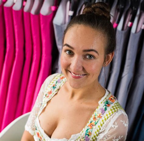 Suchen sie einen jungen carsten maschmeyer oder sollte der kandidat lieber ganz anders sein als sie? Dirndl-Unternehmerin: Jung, erfolgreich, weiblich ...