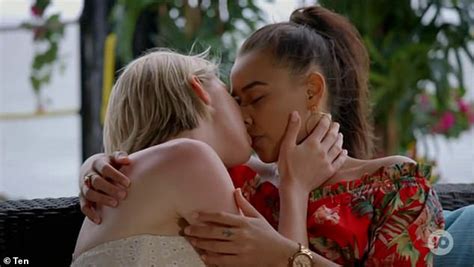 Lauren is a fluid pansexual female, the actress explains of her character's intention to get over a the reminder that lauren is sexually fluid is intentionally subtle. Sexually Fluid Vs Pansexual Indonesia - Dating A Sexually ...