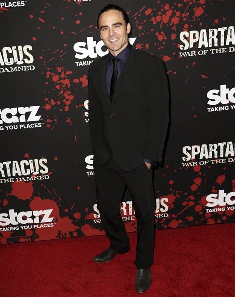 След кървавото бягство от къщата на батиат в края на „spartacus: Dustin Clare Picture 2 - U.S. Premiere Screening of ...