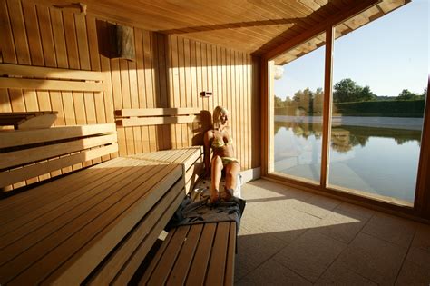 Die therme bad wörishofen ist konzeptionell auf ruhesuchende erwachsene ausgelegt. Therme Bad Wörishofen • Therme » outdooractive.com