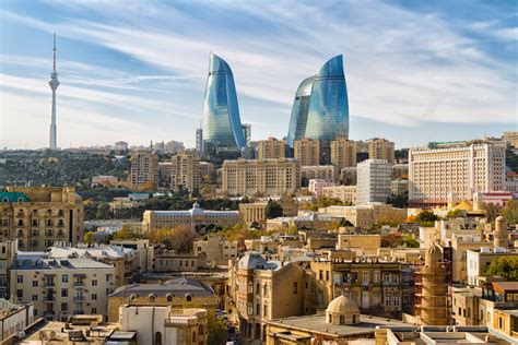 Azerbaijan, officially the republic of azerbaijan, is a country in the caucasus region of eurasia. De 10 mooiste bezienswaardigheden van Azerbeidzjan | Onze ...