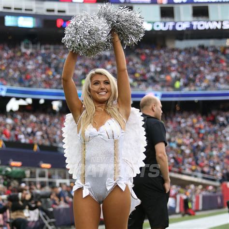 It takes an informed opinion or educated guess regarding the outcome of a specified game likewise, sunday's games will be there on thursday. New England Patriots Cheerleaders 2018 | Nfl cheerleaders ...