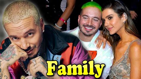 Explore more like j balvin and his girlfriend. J Balvin Family With Father,Mother,Sister and Girlfriend Valentina Ferre... in 2020 | Celebrity ...