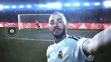 Optimized link optimizing for facebook. Karim Benzema GIF - Find & Share on GIPHY