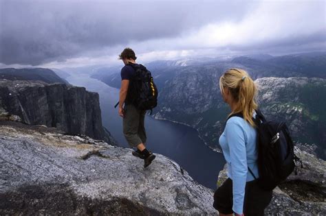 Some tourists elect to forego trips to preikestolen and go to kjerag instead. Kjerag | Fjord, Wanderung, Norwegen