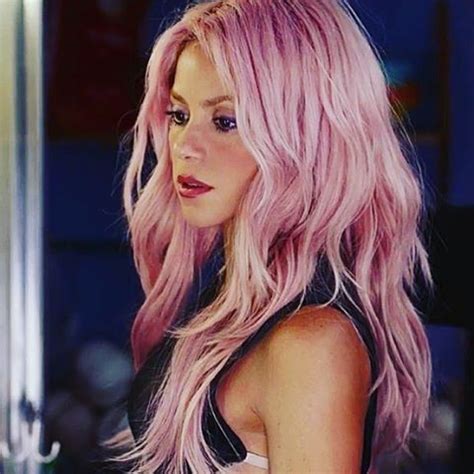 Todas las noticias sobre maluma publicadas en el país. Image result for shakira pink hair | Shakira hair, Pink hair