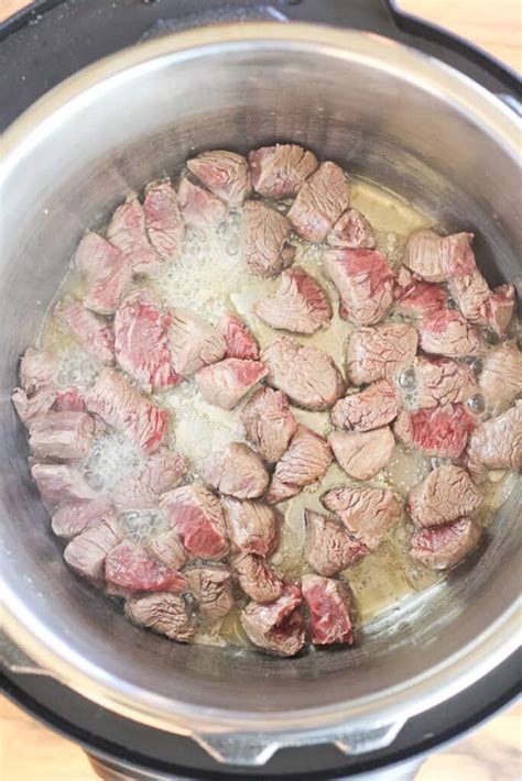 Ground venison is the base for this venison soup recipe. Keto Venison Recipes : End Of The World Venison Chili Keto ...