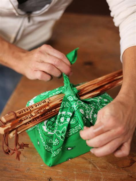The number 1 gift ideas for dads. Do it yourself ideas and projects: 15 Easy Father's Day Gifts