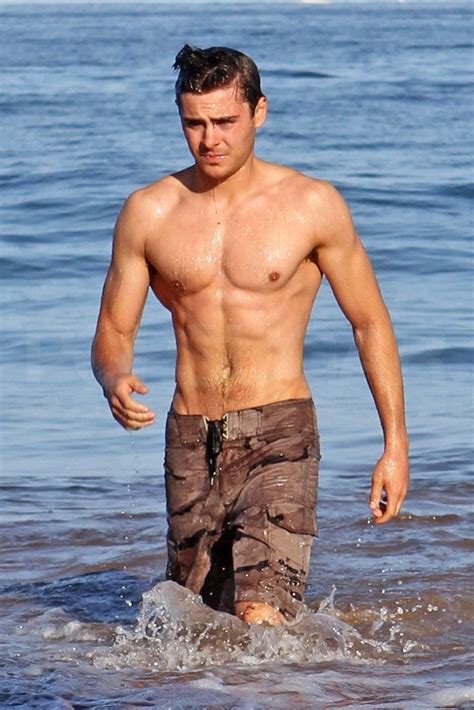 Us weekly has affiliate partnerships so we may receive compensation for some links to products and services. 15 Best Male Celebrity Beach Bodies - Page 2 of 16 - Fame ...