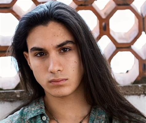 How tall and how much weigh damiano david? Ethan Torchio Wiki, Age, Partner, Girlfriend, Gay, Height ...