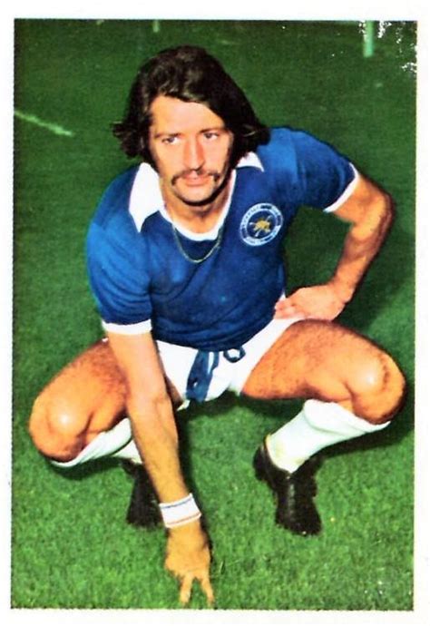 Frank worthington passed away peacefully in hospital; 1974-75 FKS Publishers Wonderful World of Soccer Stars ...