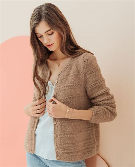 Phildar, spécialiste de la maille depuis 1903. Modèle Gilet Femme Eloïse Phil Romance - Modèles Femme ...