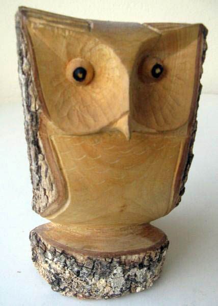 Carved owl Pinned by www.myowlbarn.com Simple Wood Carving, Wood ...