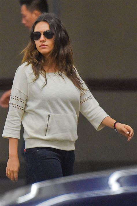Mila Kunis Reveals Her Post-Baby Body - at a Ralphs Supermarket ...