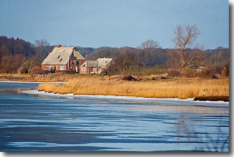 Mehr informationen zu den häusern und den einzelnen standorten erhalten sie kostenlos. Ferienhaus direkt am Meer