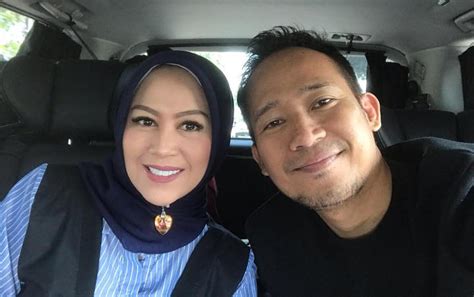 Mengandung luar rahim juga dikenali sebagai mengandung anggur. Istri Hamil di Luar Rahim, Denny Cagur Terpaksa Relakan ...