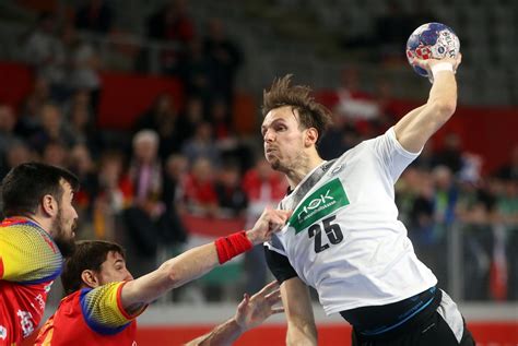 Am zweiten spieltag der gruppe c besiegte titelverteidiger spanien die. Handball-EM: Deutschland gegen Spanien im Live-Ticker ...
