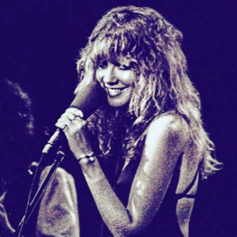 A number of female singers gained popularity with their fiery brand of singing in the 80s and 90s. ‪#StevieNicks #FleetwoodMac #beautiful #vintage #70s #80s ...