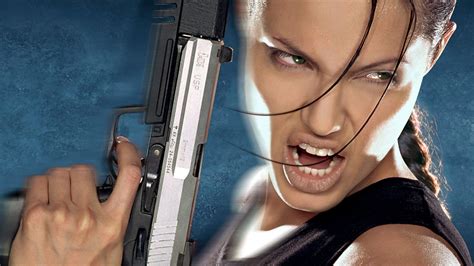 Анджелина джоли, джон войт, иэн глен. Lara Croft - Kathleen Krucoff