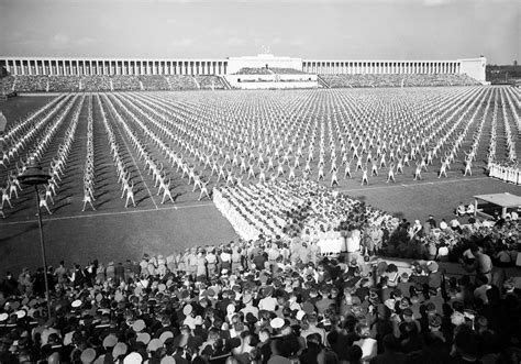 Terjawab • terverifikasi oleh ahli. World War II: Before the War - The Atlantic