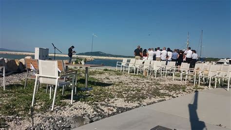 Zu den kulturellen höhepunkten gehört folgendes: Fenyves Yacht Club, Balatonfenyves, Somogy, Wedding Venue