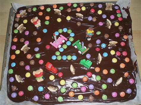 Alles miteinander verrühren und langsam auflösen. Schokokuchen, Mineralwasserkuchen (Rezept mit Bild ...