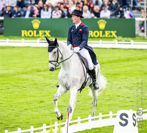 Travelling reserve, piggy march (brookfield inocent). Townend klasse apart in dressuur - Horses.nl