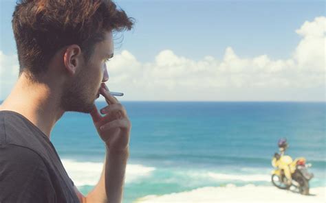 Is smoking allowed on South Beach?