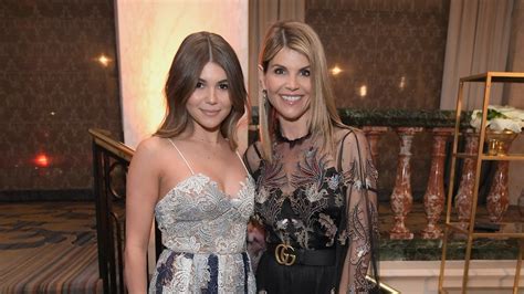 Lori Loughlin Is Totally Twinning With Daughter Olivia at Cancer Benefit Gala | Entertainment ...