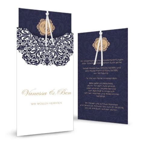 Mit professionell gedruckten einladungskarten erzielst du mehr aufmerksamkeit. Hochzeitseinladung mit barockem Ornament in Blau und Weiß | Cariñokarten